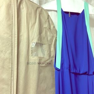 💥🔥BCBG Halter Maxi Dress 🔥💥 price is firm